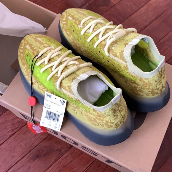 NWT Yeezy Boost 380 ‘Hylte’ - Picture 9 of 14